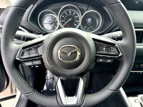 New 2025 MAZDA CX-5 AWD 2.5 S w/ Select Package image 12