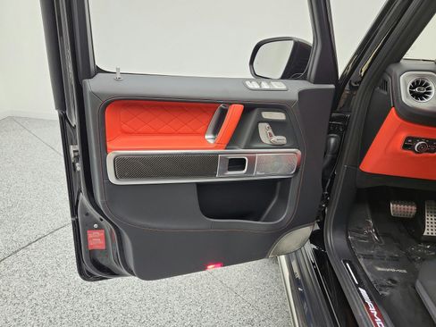 Used 2025 Mercedes-Benz G 63 AMG 4MATIC image 15