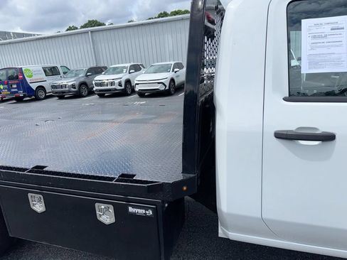 Used 2025 Chevrolet Silverado 3500 W/T w/ WT Convenience Package RWD image 29