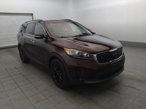 Used 2019 Kia Sorento S FWD image 13