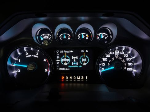 Used 2016 Ford F250 XLT w/ XLT Value Package image 19