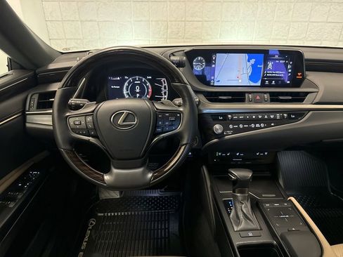 Used 2021 Lexus ES 250 w/ Premium Package AWD/4WD image 5