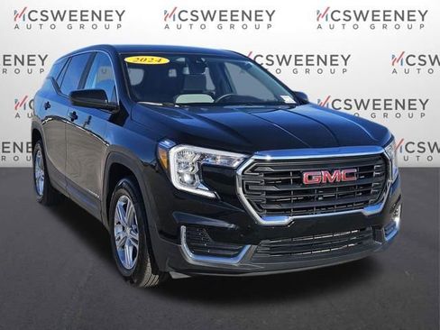 Used 2024 GMC Terrain SLE image 7