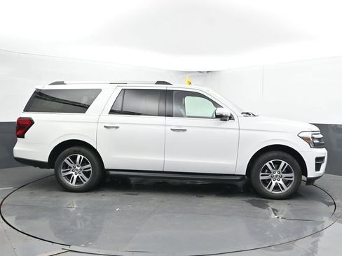 Used 2024 Ford Expedition Max Limited AWD/4WD image 12