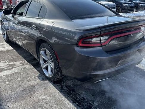 Used 2016 Dodge Charger R/T image 7