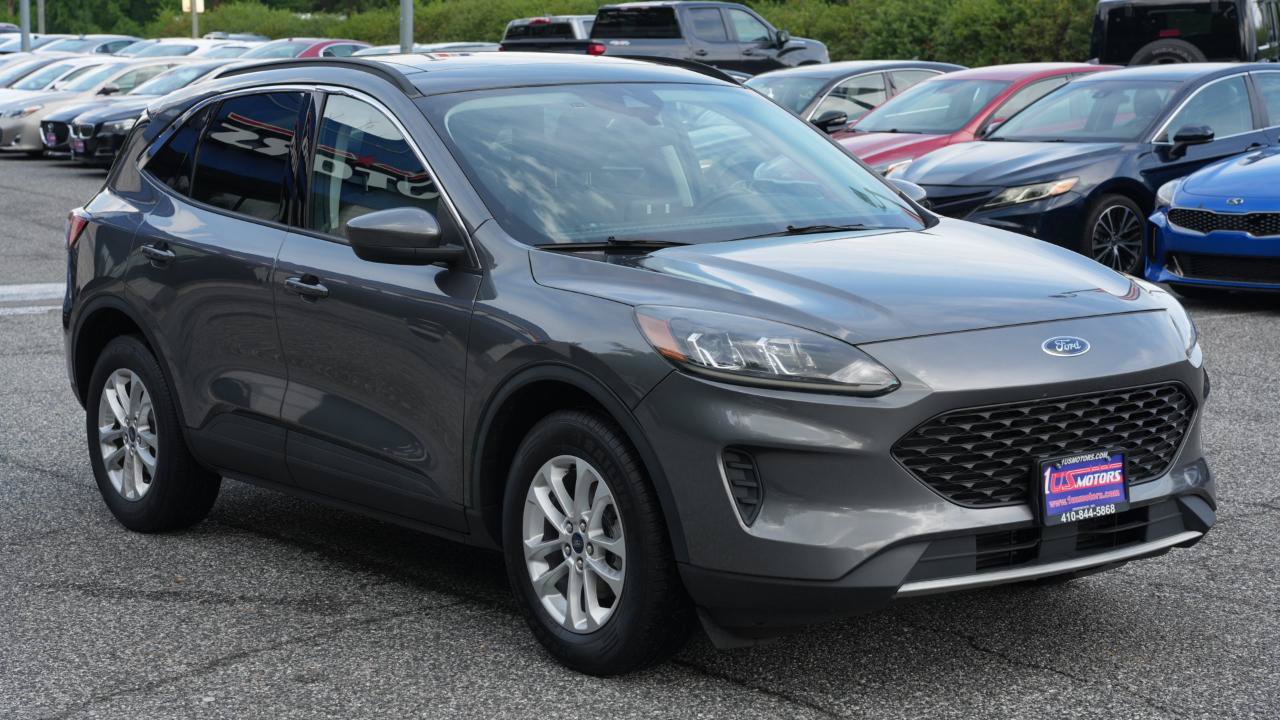 Used 2021 Ford Escape SE w/ Convenience Package AWD/4WD image 3