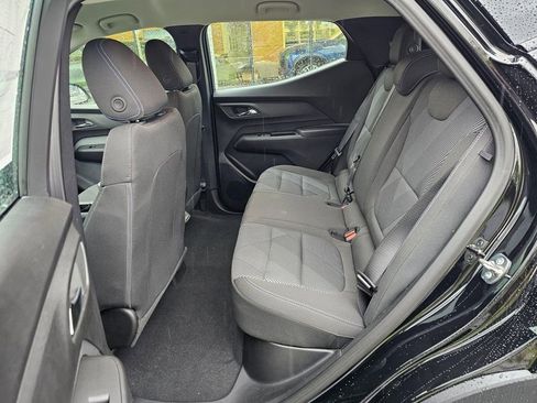 New 2027 Chevrolet Bolt LT w/ Comfort Package FWD image 16