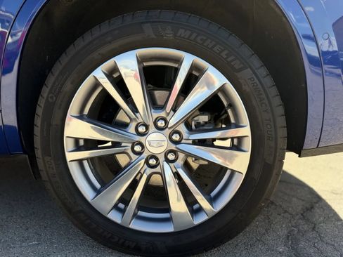Used 2025 Cadillac XT6 Premium Luxury w/ Technology Package AWD/4WD image 41