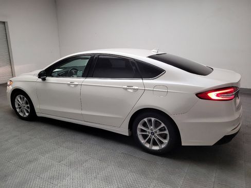 Used 2020 Ford Fusion SE FWD image 3