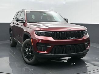 New 2025 Jeep Grand Cherokee Altitude video 2