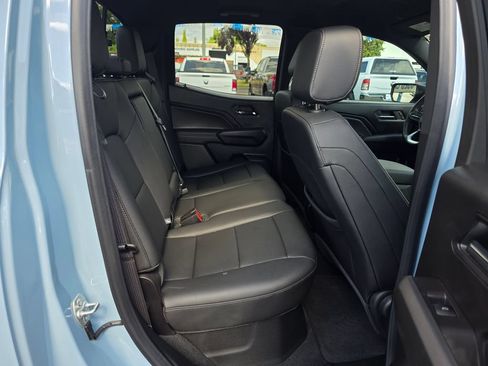 Used 2025 Chevrolet Colorado LT w/ LT Convenience Package AWD/4WD image 22
