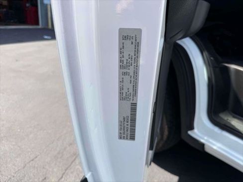 Used 2026 RAM ProMaster 2500 w/ Convenience Group FWD image 13