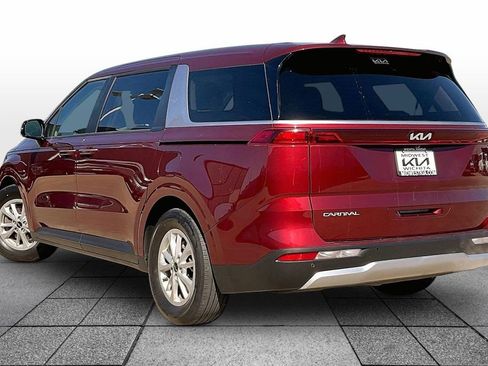 Certified 2024 Kia Carnival LX image 11
