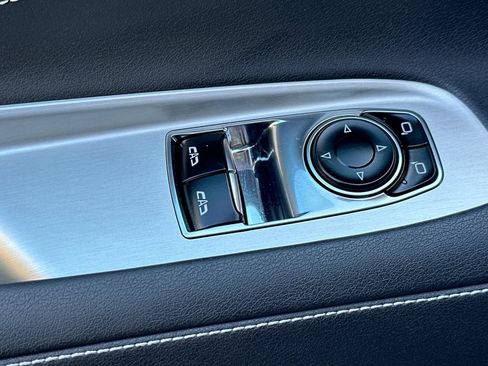 Certified 2025 Chevrolet Corvette Stingray Coupe w/ 1LT image 12