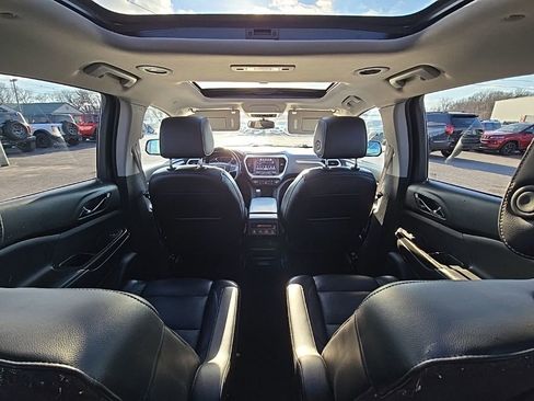 Used 2017 GMC Acadia SLT image 22