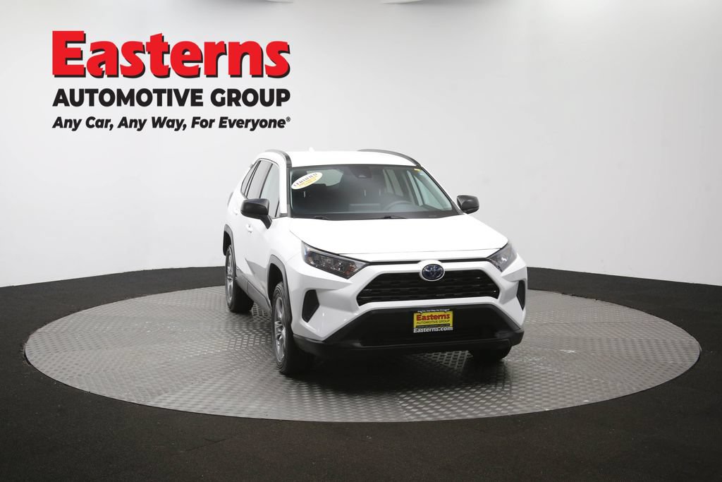 Used 2022 Toyota RAV4 LE AWD/4WD image 53
