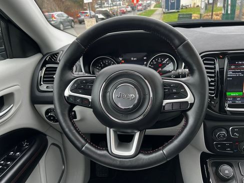 Certified 2019 Jeep Compass Limited w/ Safety & Security Group image 21