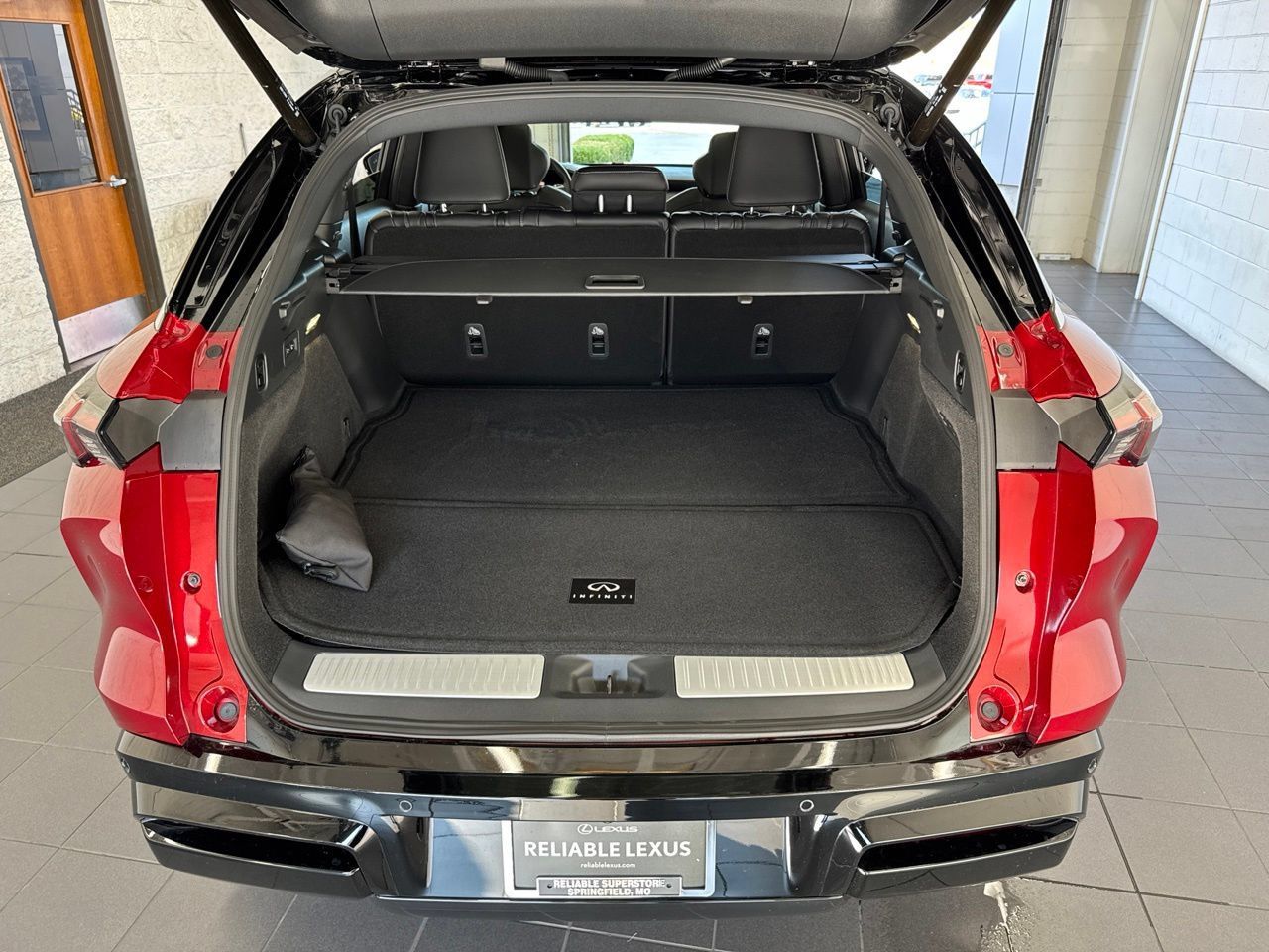 Used 2027 INFINITI QX65 Autograph w/ Cargo Package AWD/4WD image 9