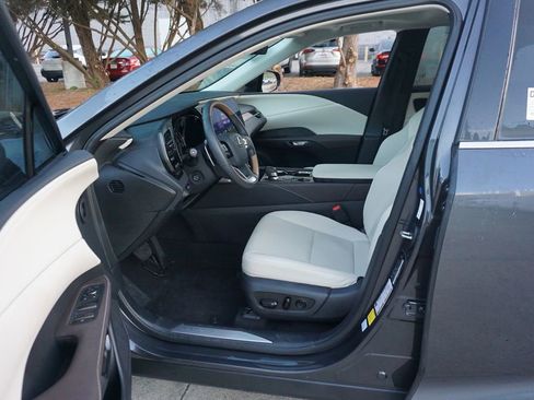Used 2024 Lexus RX 350 Premium w/ Accessory Package (Z1) FWD image 2