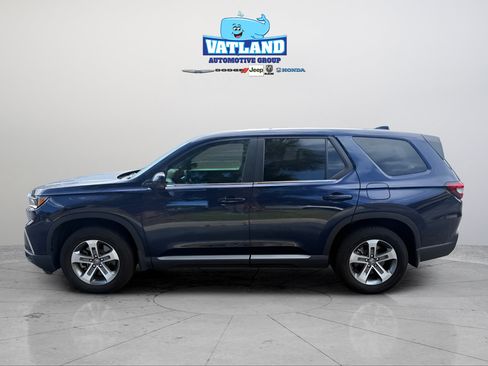Certified 2025 Honda Pilot EX-L image 2