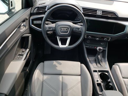 Used 2022 Audi Q3 2.0T Premium Plus AWD/4WD image 14