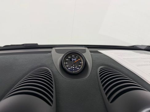 Certified 2024 Porsche 718 Cayman GT4 RS image 22