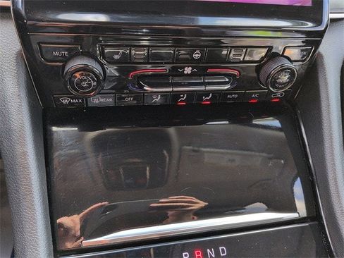 Used 2021 Jeep Grand Cherokee L Limited image 25