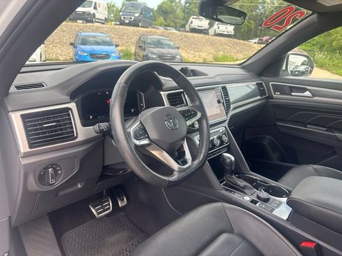 Used 2020 Volkswagen Atlas Cross Sport SEL Premium R-Line AWD/4WD image 12