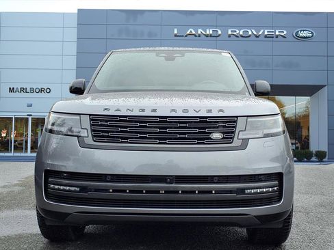 New 2025 Land Rover Range Rover SE image 8