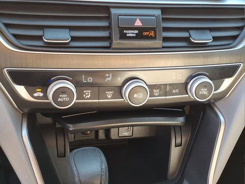 Used 2018 Honda Accord LX image 18