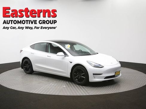 Used 2019 Tesla Model 3 Standard Range RWD image 41