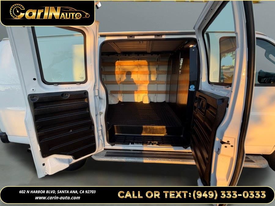 Used 2024 GMC Savana 2500 w/ Driver Convenience Package RWD image 21