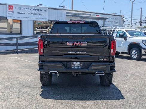 New 2026 GMC Sierra 1500 AT4 w/ AT4 Premium Package AWD/4WD image 7