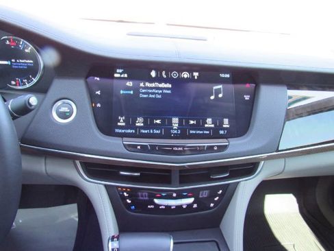 Used 2018 Cadillac CT6 Premium Luxury w/ Super Cruise Package image 13