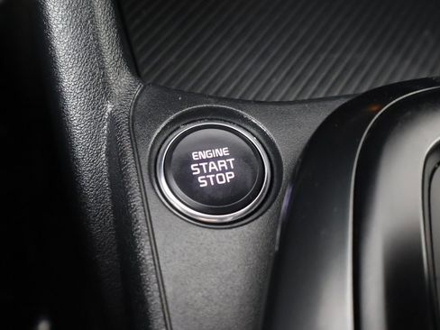 Used 2025 Kia K4 LXS image 33