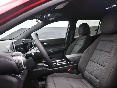 New 2026 Chevrolet Equinox LT image 9