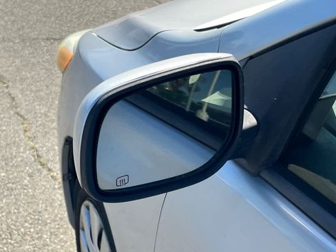 Used 2012 Toyota Corolla LE FWD image 8