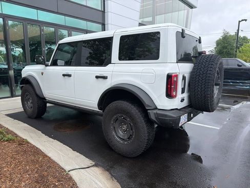 Used 2025 Ford Bronco Badlands AWD/4WD image 3