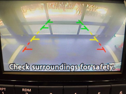 Used 2016 Nissan Rogue SV FWD image 15