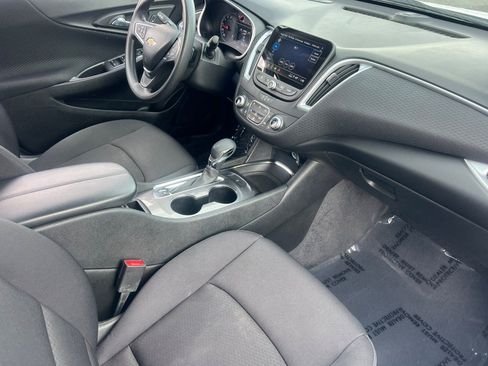 Used 2023 Chevrolet Malibu LT image 12