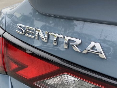 Certified 2025 Nissan Sentra SR image 5