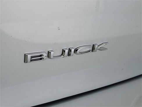 Used 2018 Buick Encore Preferred image 8