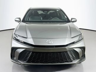 Used 2025 Toyota Camry SE FWD video 2