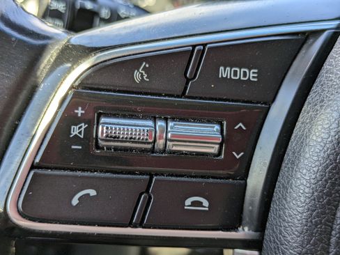 Used 2020 Kia Sportage EX w/ EX Technology Package FWD image 21