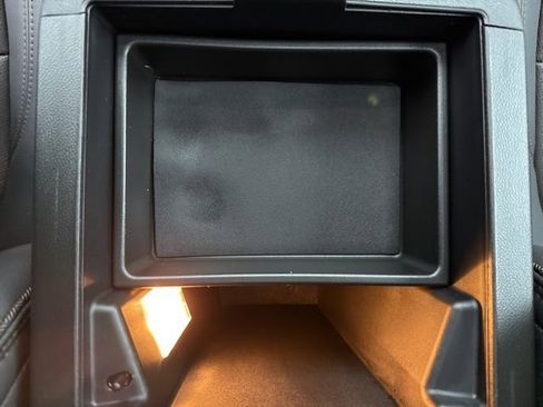 Certified 2024 Chevrolet Traverse High Country image 35