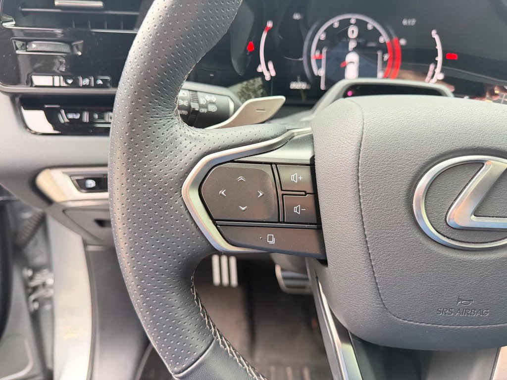 Used 2024 Lexus RX 350 F Sport w/ Convenience Package AWD/4WD image 17