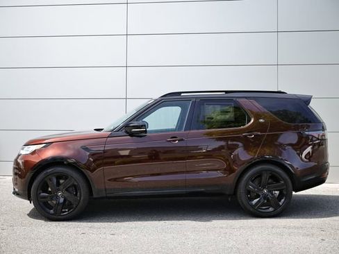 New 2026 Land Rover Discovery Limited Edition AWD/4WD image 4