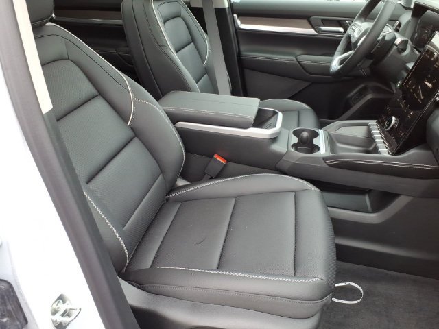 New 2027 GMC Terrain Denali w/ LPO, Floor Liner Package AWD/4WD image 24
