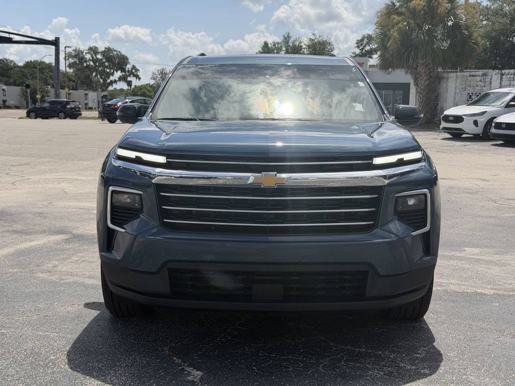Used 2026 Chevrolet Traverse LT FWD image 9
