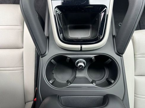 Used 2026 Porsche Cayenne AWD/4WD image 27